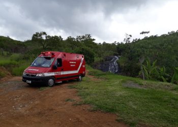 Rapaz cai em cachoeira em Poços de Caldas