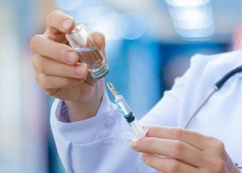 Casal é condenado a vacinar os filhos em Poços de Caldas