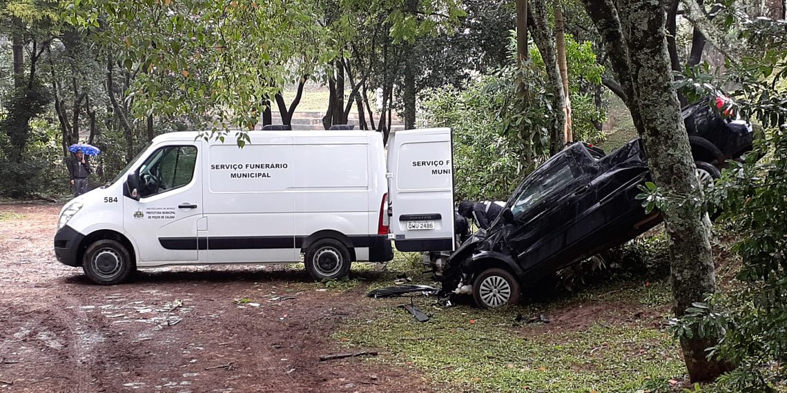Mulher morre após acidente no Jardim Ipê em Poços