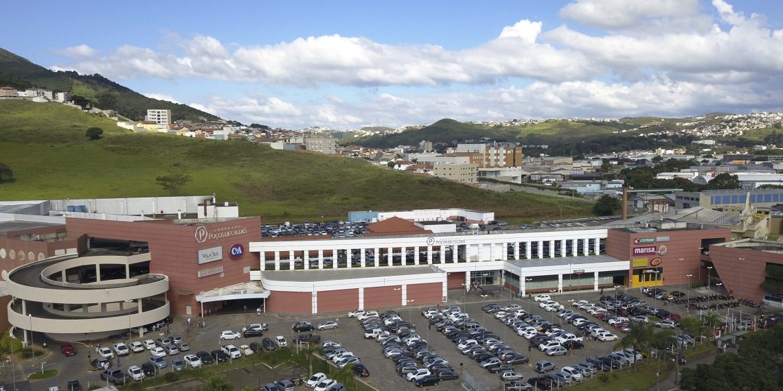 Shopping Poços de Caldas recolhe doações para vítimas da chuva