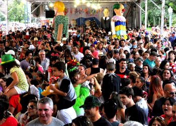 Charanga dos Artistas chega à 20ª edição no Carnaval poços-caldense