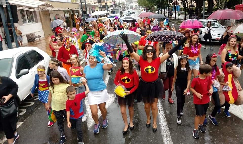 Carnaval de Poços também tem atrações esportivas