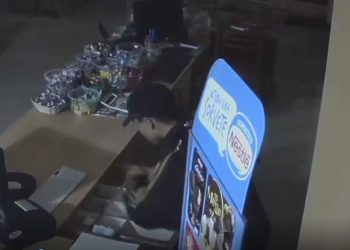 Vídeo mostra furto em restaurante no centro de Poços de Caldas