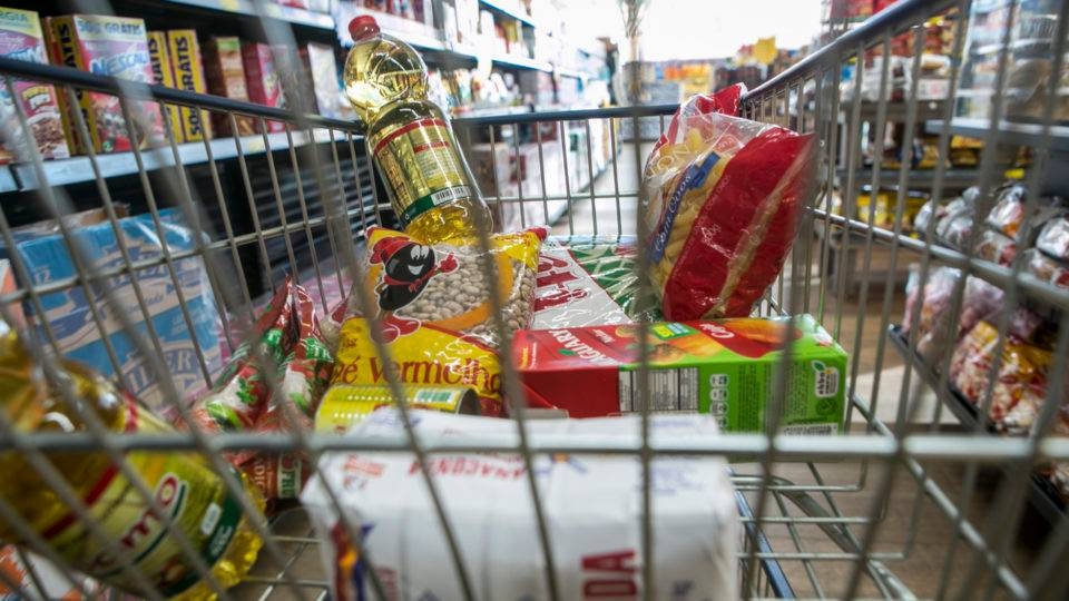 Procon orienta supermercados para limitação quantitativa de produtos.