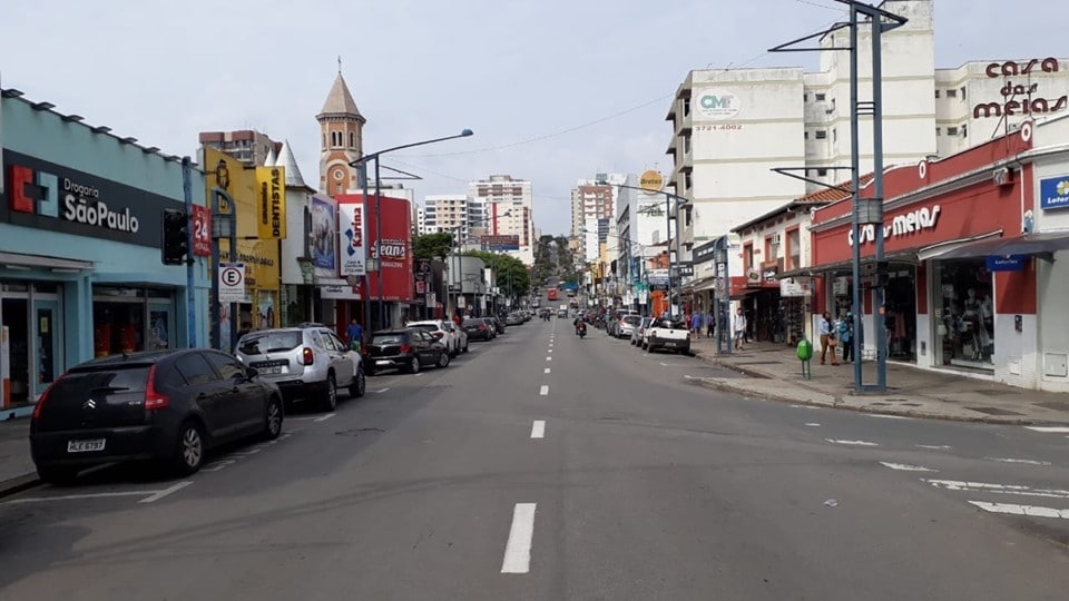 Comércio local será fechado a partir de sábado; somente estabelecimentos essenciais irão funcionar