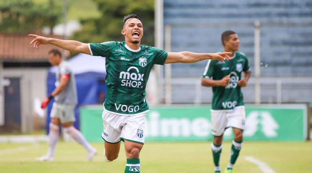 Caldense faz 2 a 0 no Coimbra e dá passo importante na busca pela classificação