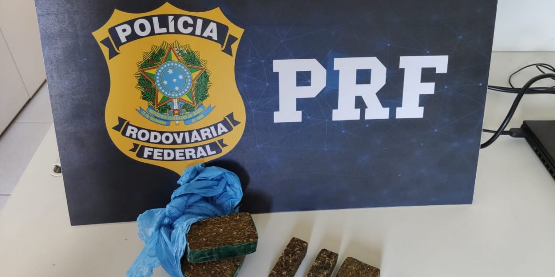 PRF prende dois homens por tráfico de drogas em Poços