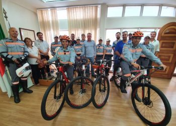 Patrulhamento do trânsito no centro de Poços vai contar também com bicicletas