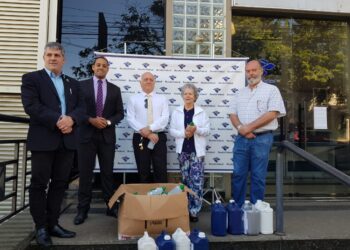 90 litros de álcool gel são entregues aos órgãos públicos e Santa Casa