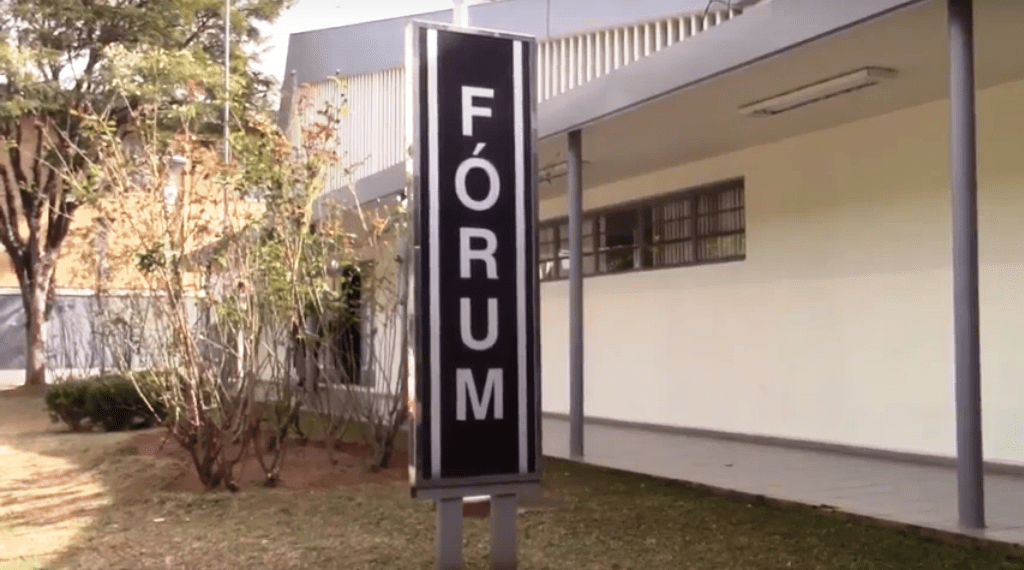 Júri condena a 16 anos de prisão homem que matou marido da amante em Poços de Caldas