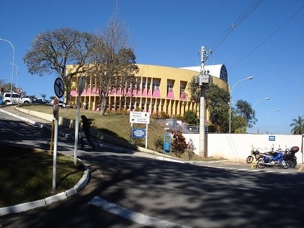 CORONAVÍRUS | PUC Minas Poços de Caldas suspende atendimentos presenciais