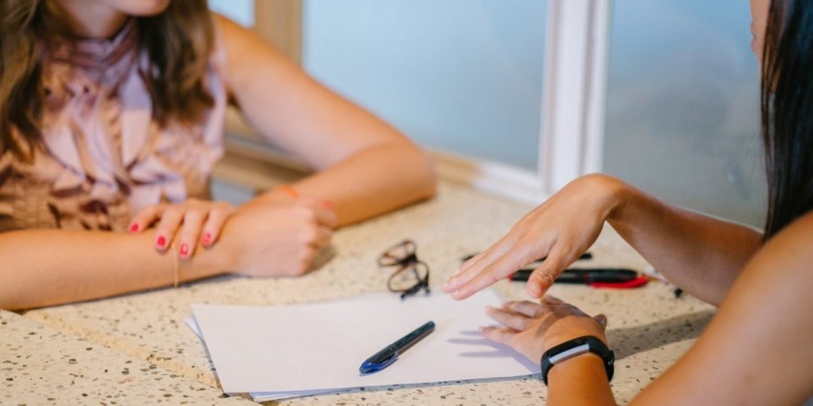 Rede de psicólogos de Poços de Caldas faz atendimento voluntário durante a pandemia