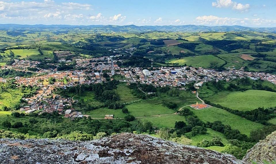 Prefeitura de Caldas flexibiliza funcionamento do comércio