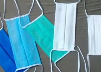 SOS participa de campanha e produz máscaras em troca de alimentos