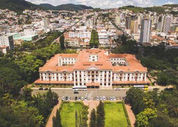 Coronavírus: petição pede redução e doação de salários do funcionalismo público em Poços