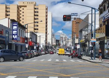 Centro de Poços de Caldas volta a ter movimento