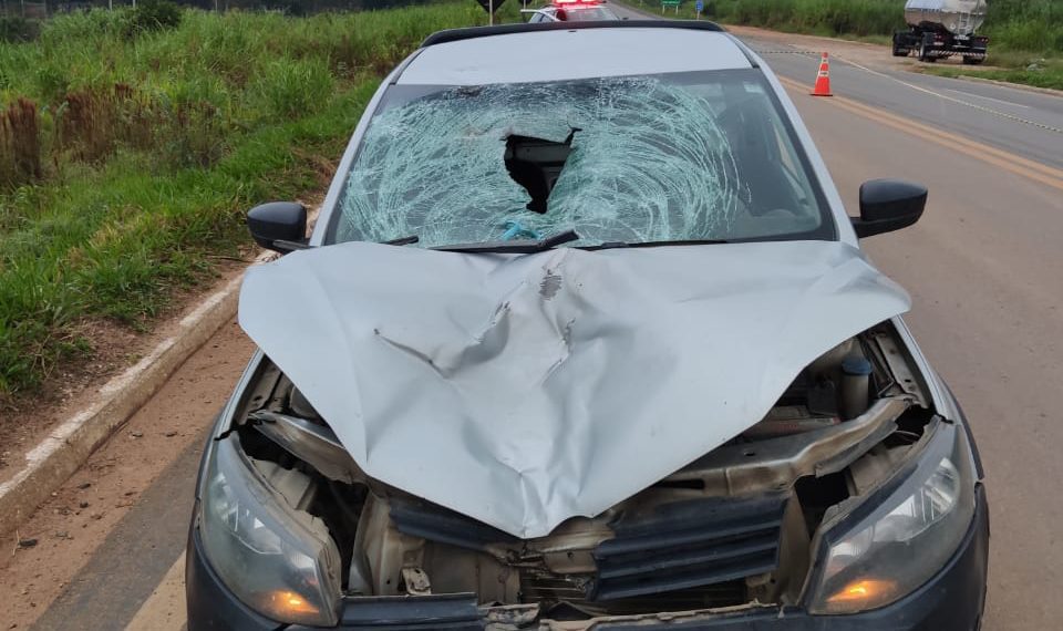 Pedestre morre após ser atingido por carro próximo a Botelhos