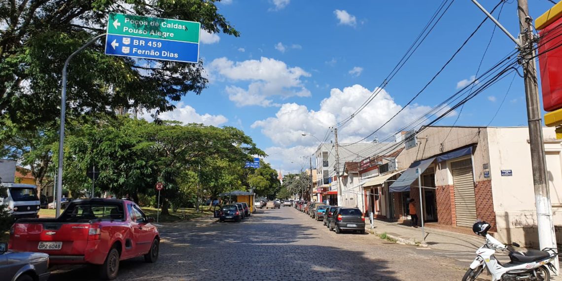 Em Caldas quem não usar máscara será multado