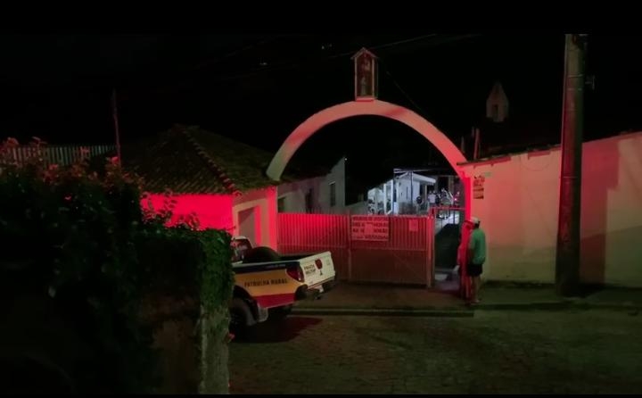 Bombeiros combatem incêndio em asilo em Cabo verde