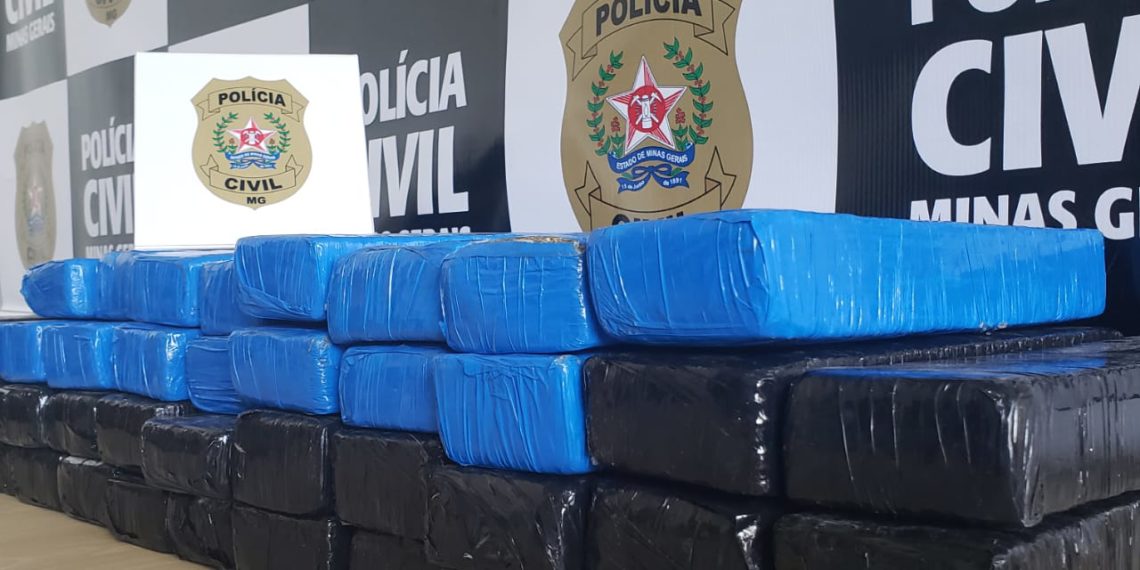 Polícia Civil faz a maior apreensão de drogas do ano em Poços