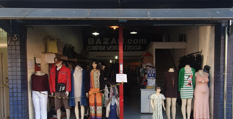 Bazar de Poços irá trocar roupas por alimentos não perecíveis