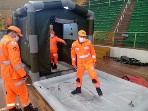 Bombeiros participam de treinamento de desinfecção