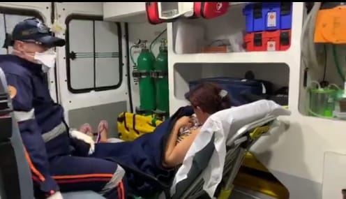 Mãe dá à luz no banheiro de casa em Poços de Caldas