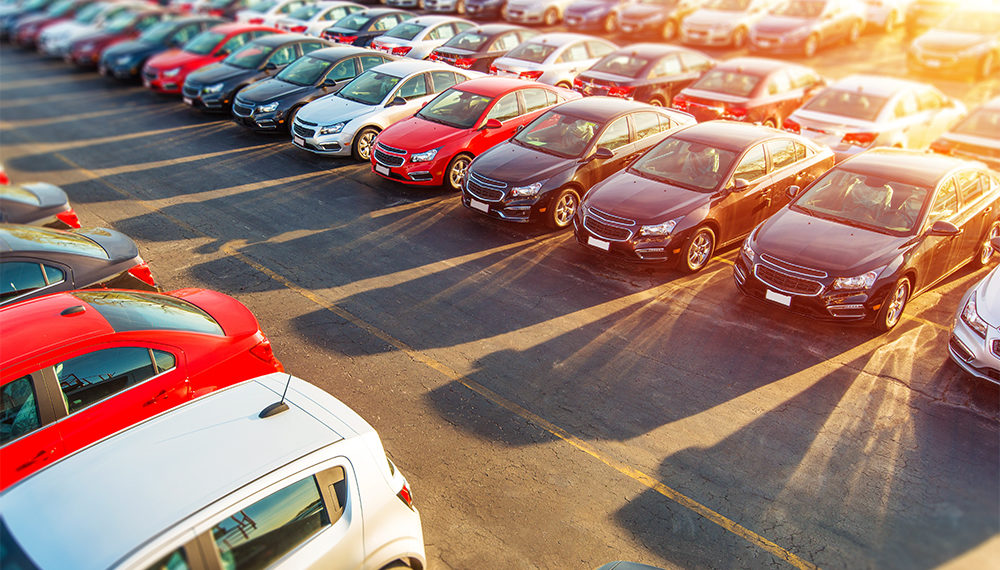 Cliente deve indenizar concessionária de Poços por reparo em carro reserva