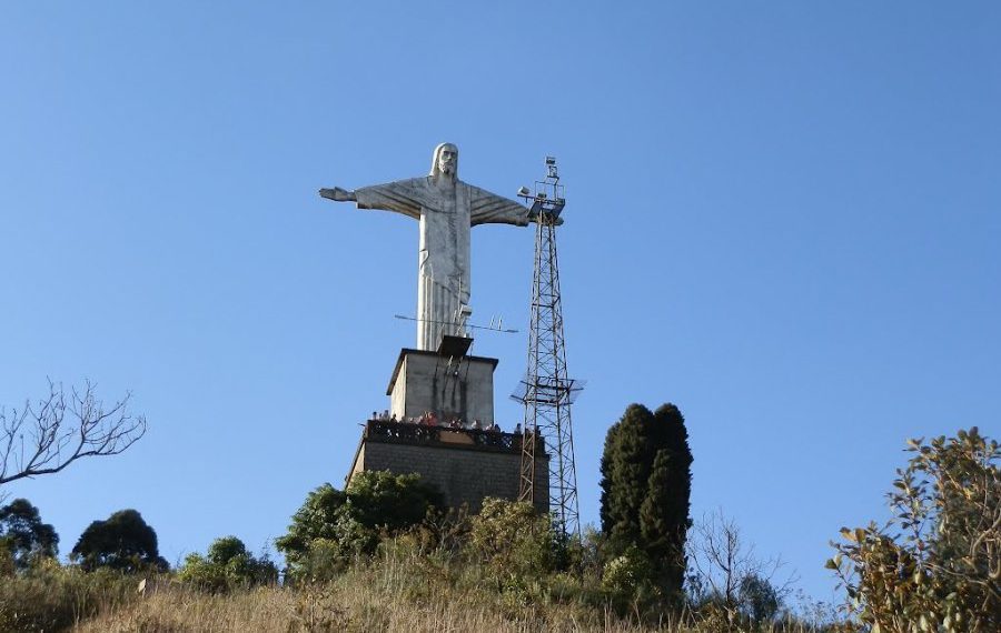 Para melhoria visual, torre que fica em frente ao Cristo será retirada na sexta (17)