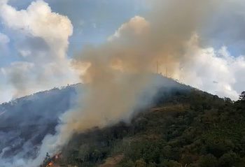 Incêndio atinge Serra do Caracol em Andradas