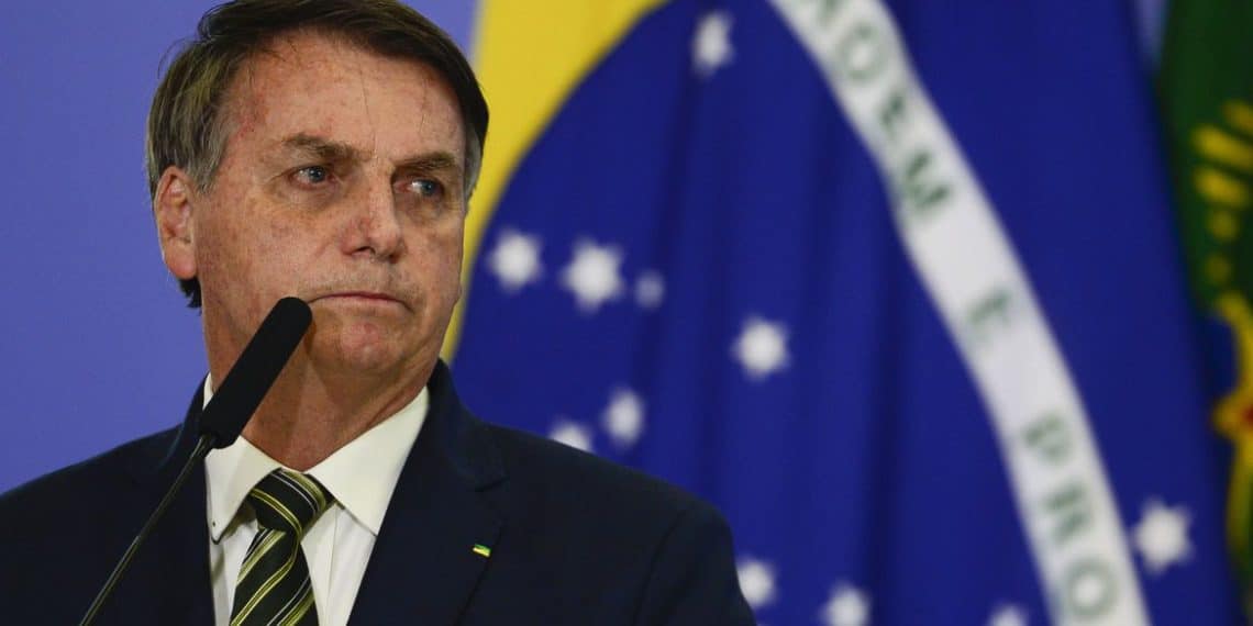 Bolsonaro testa positivo para covid -19