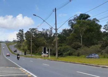 Radar na Avenida Alcoa fiscaliza motoristas a partir de terça-feira em Poços de Caldas