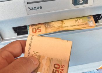 Veja quem pode sacar a terceira parcela do auxílio emergencial neste sábado