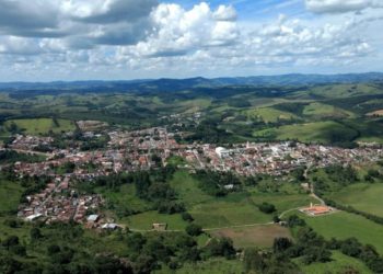 Prefeito de Caldas publica decreto autorizando funcionamento de hotéis e pousadas