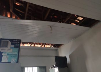 Quartel da Pm é danificado pela chuva em Ibitiúra de Minas