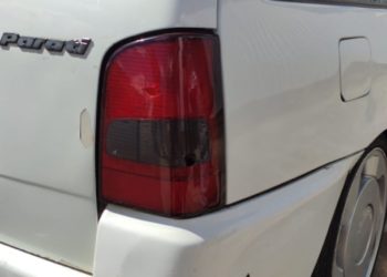 Homem faz disparos e atinge carro após filha se negar a ir para casa dele