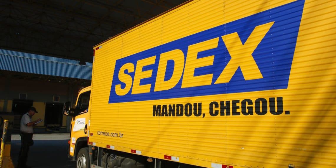 Correios entram com dissídio coletivo no TST