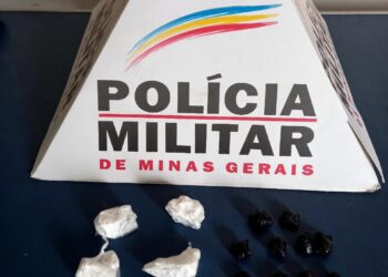 Polícia apreende cocaína no Nova Aurora