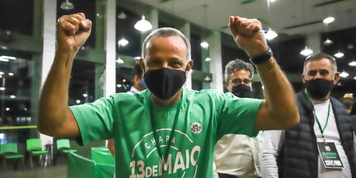 Rovilson Ribeiro é reeleito presidente da Caldense com 71,01% dos votos
