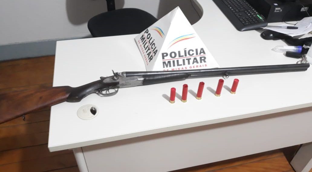 PM apreende arma usada em tiros contra cadela em Ipuiúna