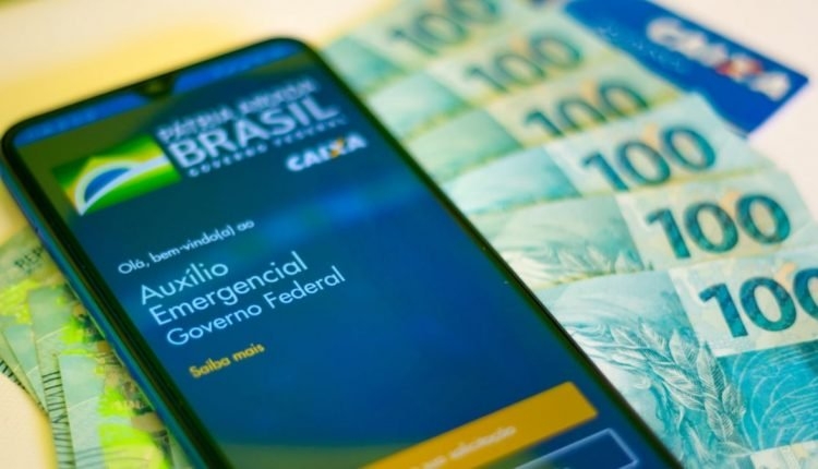 Nascidos em março do Ciclo 2 do auxílio recebem crédito nesta sexta