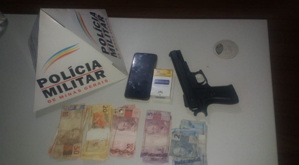 Dupla é presa após roubo em Ipuiúna