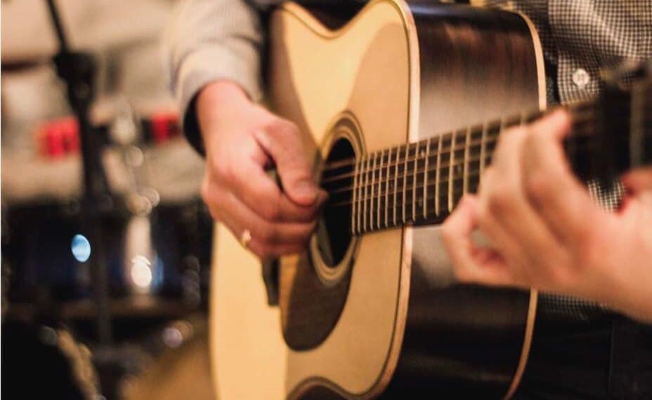 Confira as medidas para o retorno de música ao vivo em bares, restaurantes e hotéis