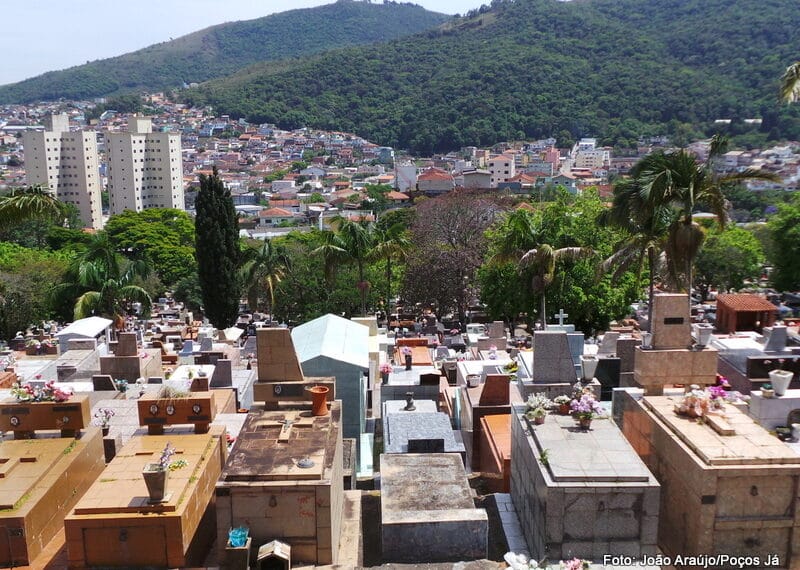 Limpeza de jazigos está liberada até o dia 1º