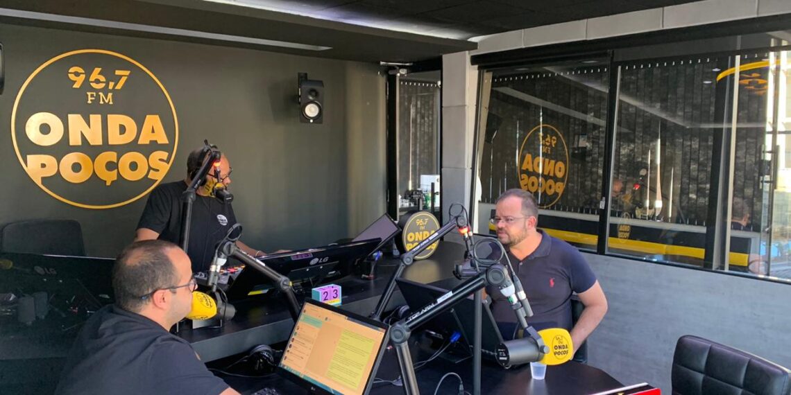 Onda Poços recebe visita do deputado estadual Bartô (Novo)