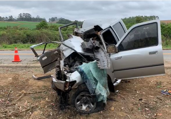 Homem fica ferido após grave acidente entre Poços e Andradas