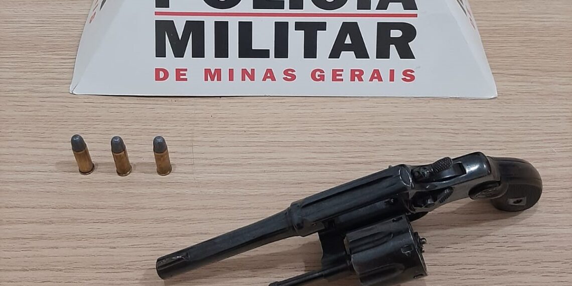 Homem é preso com arma irregular em Caldas