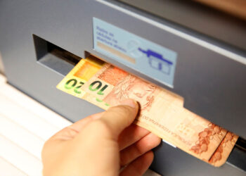 Saque e transferência do auxílio emergencial são liberados para aniversariantes de julho