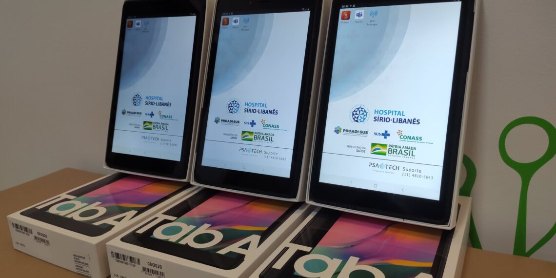Santa Casa de Poços recebe tablets para comunicação de familiares com pacientes de covid-19