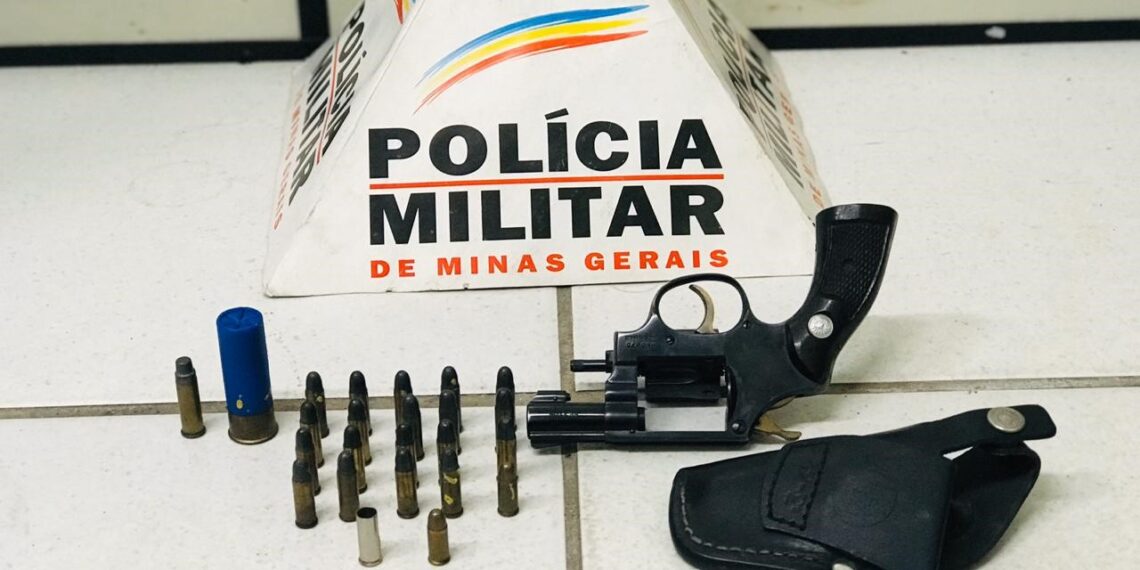 PM aprende arma de idoso após discussão com genro e netos